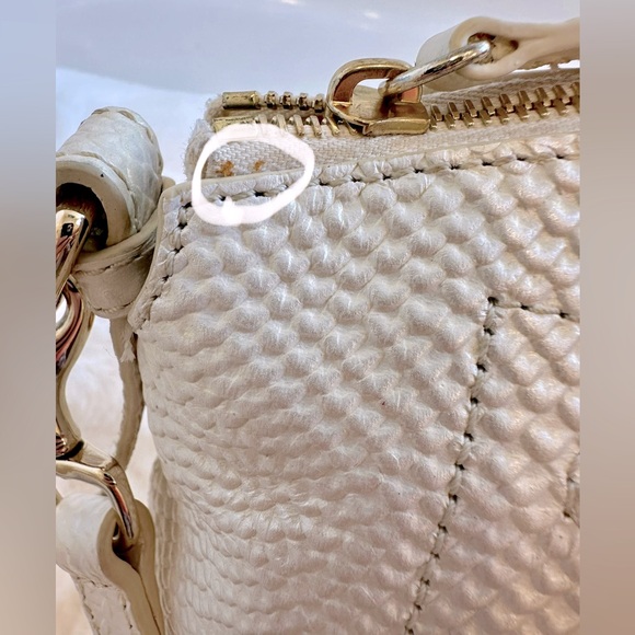 Dooney & Bourke! “Caldwell”/Calfskin Leather/Domed Satchel/Pearly White - Picture 10 of 16
